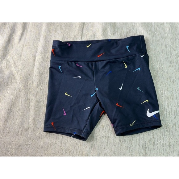 NWT nike biker shorts, size 6 - Picture 1 of 5